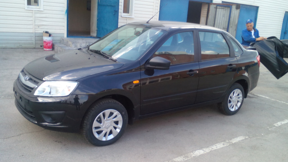 Ходовые огни — Lada Гранта, 1,6 л, 2016 года | электроника | DRIVE2