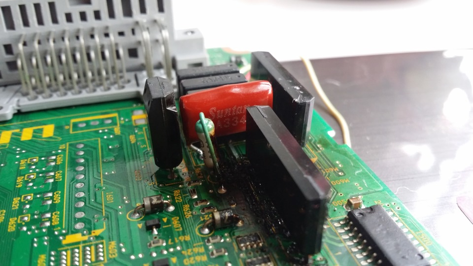 расход топлива 18л/100км — Nissan Sunny (B15), 1,5 л, 2000 года ...