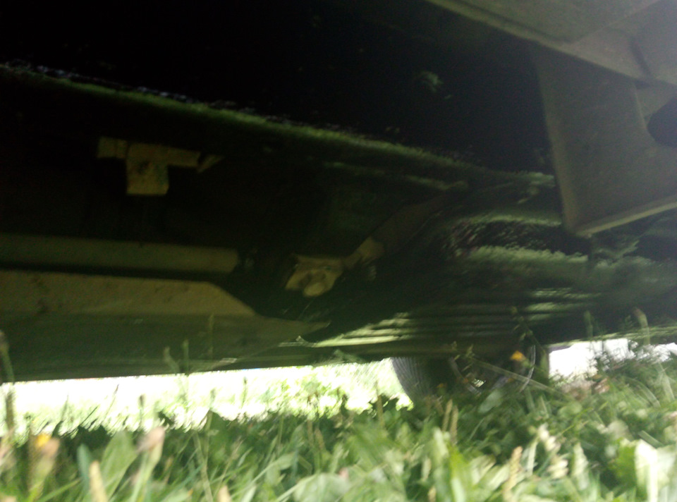 Кроме того, на выходных промазал всю раму, так сказать обновил защиту, а в саму раму залил литровый балон мовили. Теперь готов к зиме. — Great Wall Hover