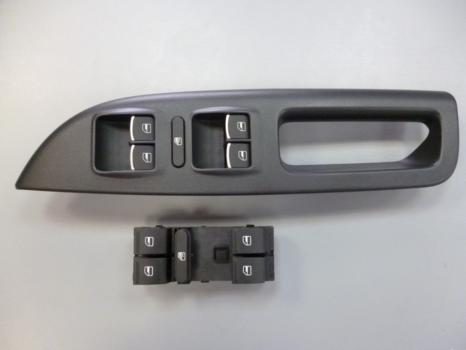 Кнопки стеклоподъемников — Skoda Octavia A5 Mk2, 1,8 л, 2012 года ...