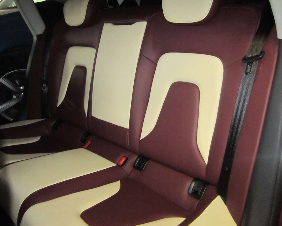 Audi A4 — 12 вольт автозащита на DRIVE2