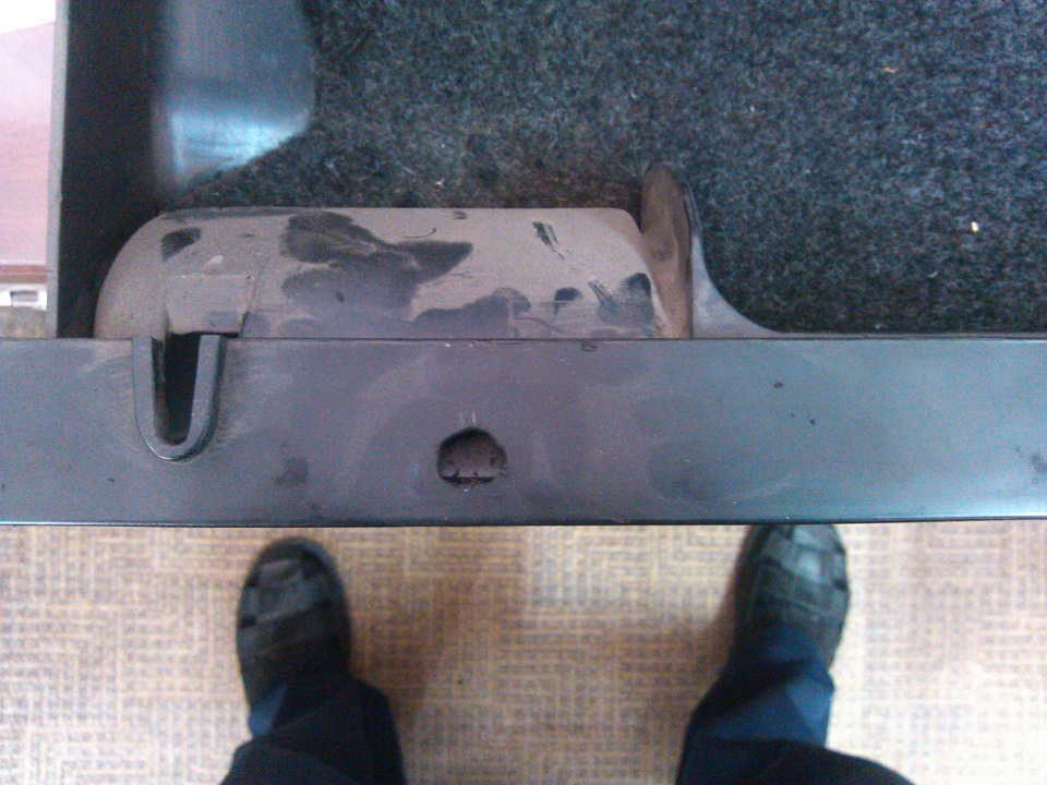 Мелкий ремонт и модернизация бардачка — ГАЗ 3110, 2,4 л, 1998 года ...