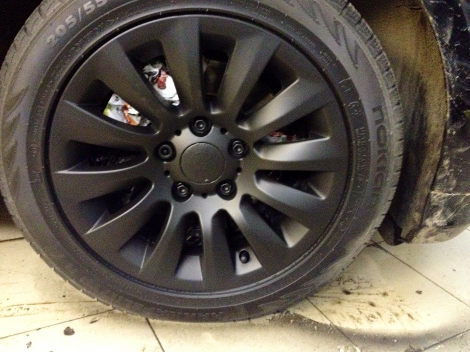 Покраска колес plasti dip — BMW 3 series (E90), 2 л, 2009 года | тюнинг ...