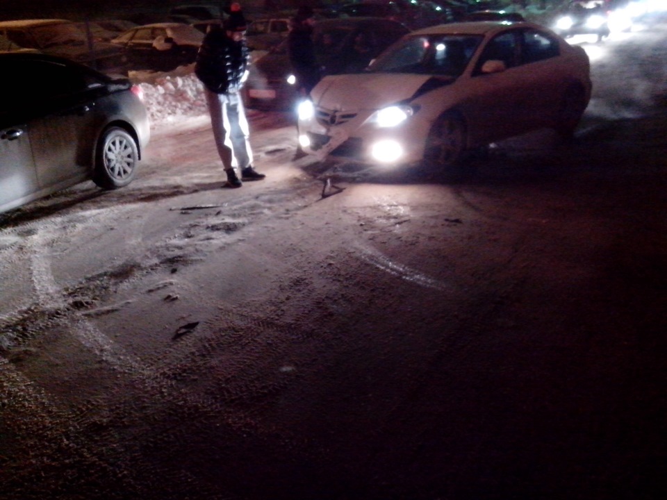 Продолжение игры в "догонялки". Мне водить! — Москвич Святогор, 2 л ...