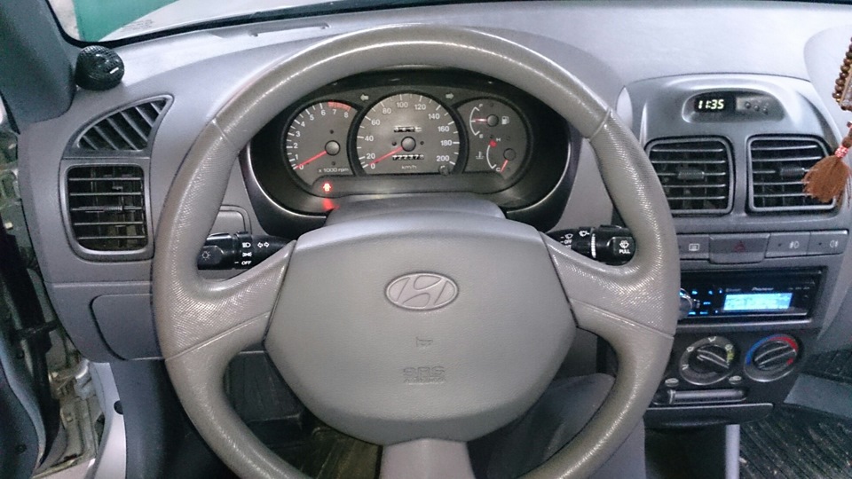 руль hyundai accent