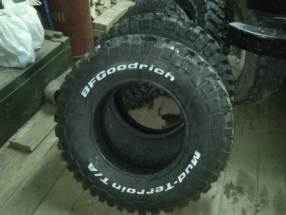 Купить шины 235 75 15. 235/75 R15 на УАЗ. Шины для УАЗ 469 r16. 235/75 R15 на УАЗ 469. Шины УАЗ 469 r15.