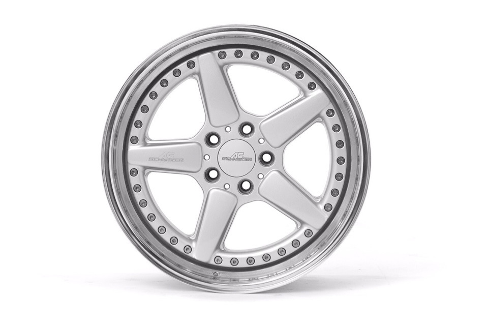 Фото в бортжурнале BMW 7 series (E38)