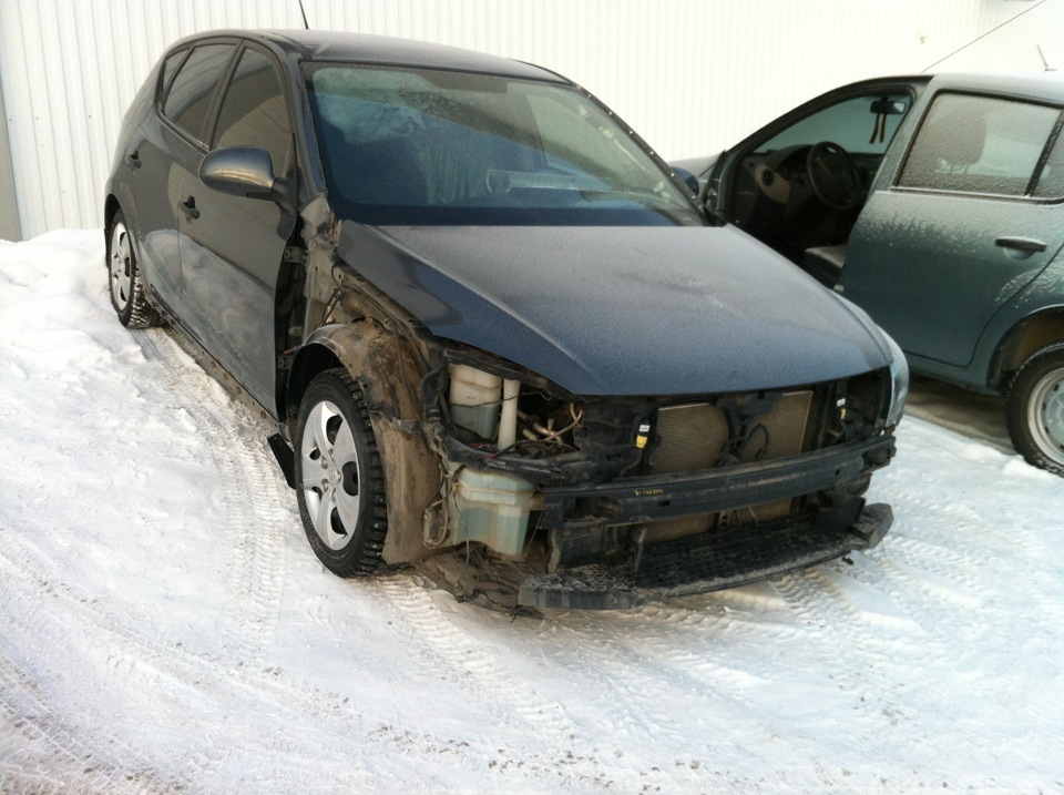 Небольшой ремонт по кузову — Hyundai i30 (1G), 1,6 л, 2010 года ...