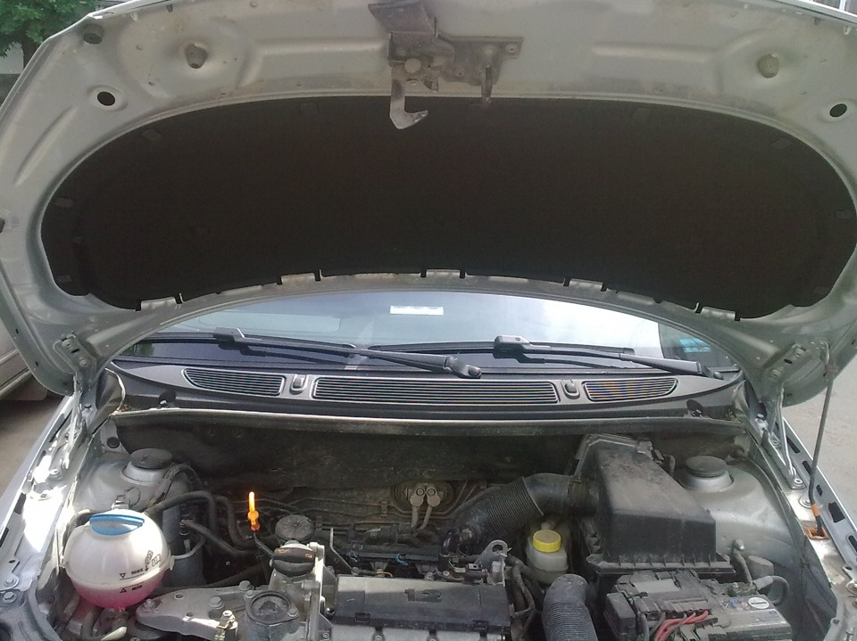 Шумоизоляция капота — Skoda Fabia Mk2, 1,2 л, 2013 года | аксессуары ...