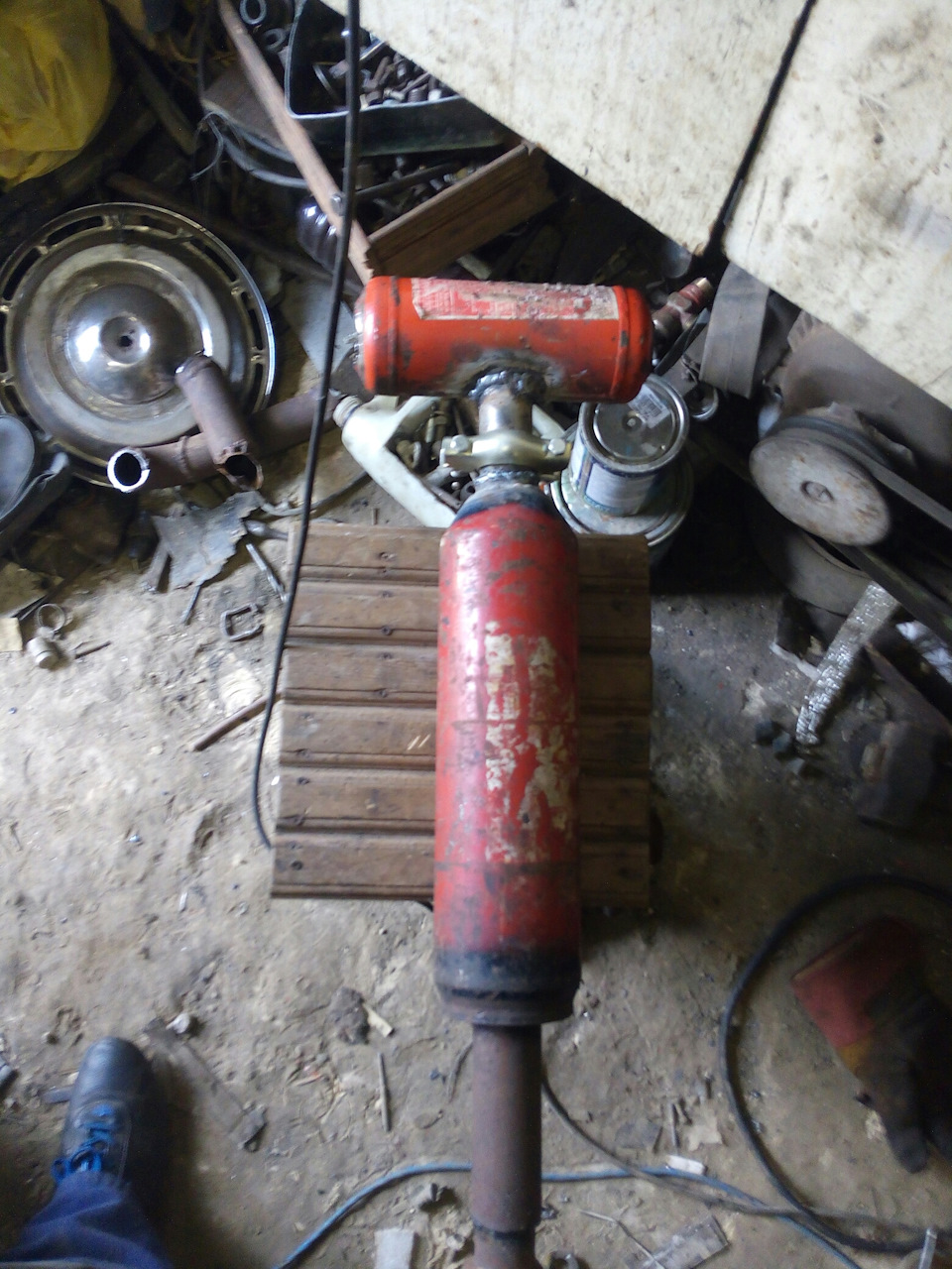 Выхлоп на две стороны, стронгер + банка (1часть) — Lada 2107, 1,5 л ...