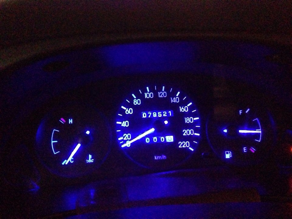 Сменил лампочки в приборке — Chevrolet Lanos, 1,5 л, 2005 года ...