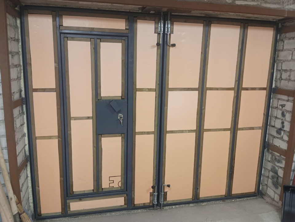 Утепление ворот — Сообщество «Гараж Мечты» на DRIVE2