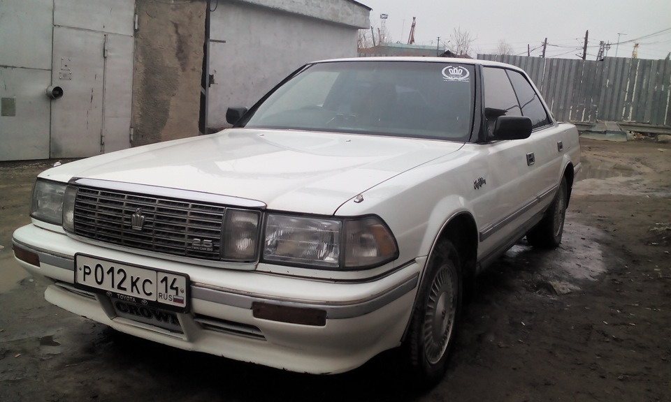 toyota crown 131