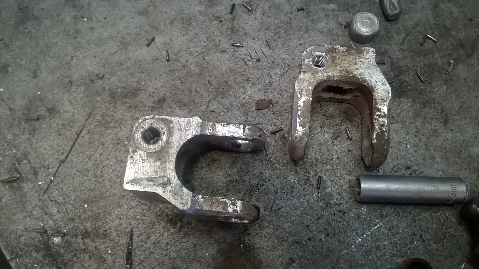 туго крутится руль xc90 — Volvo XC90 (1G), 2,5 л, 2006 года | своими ...