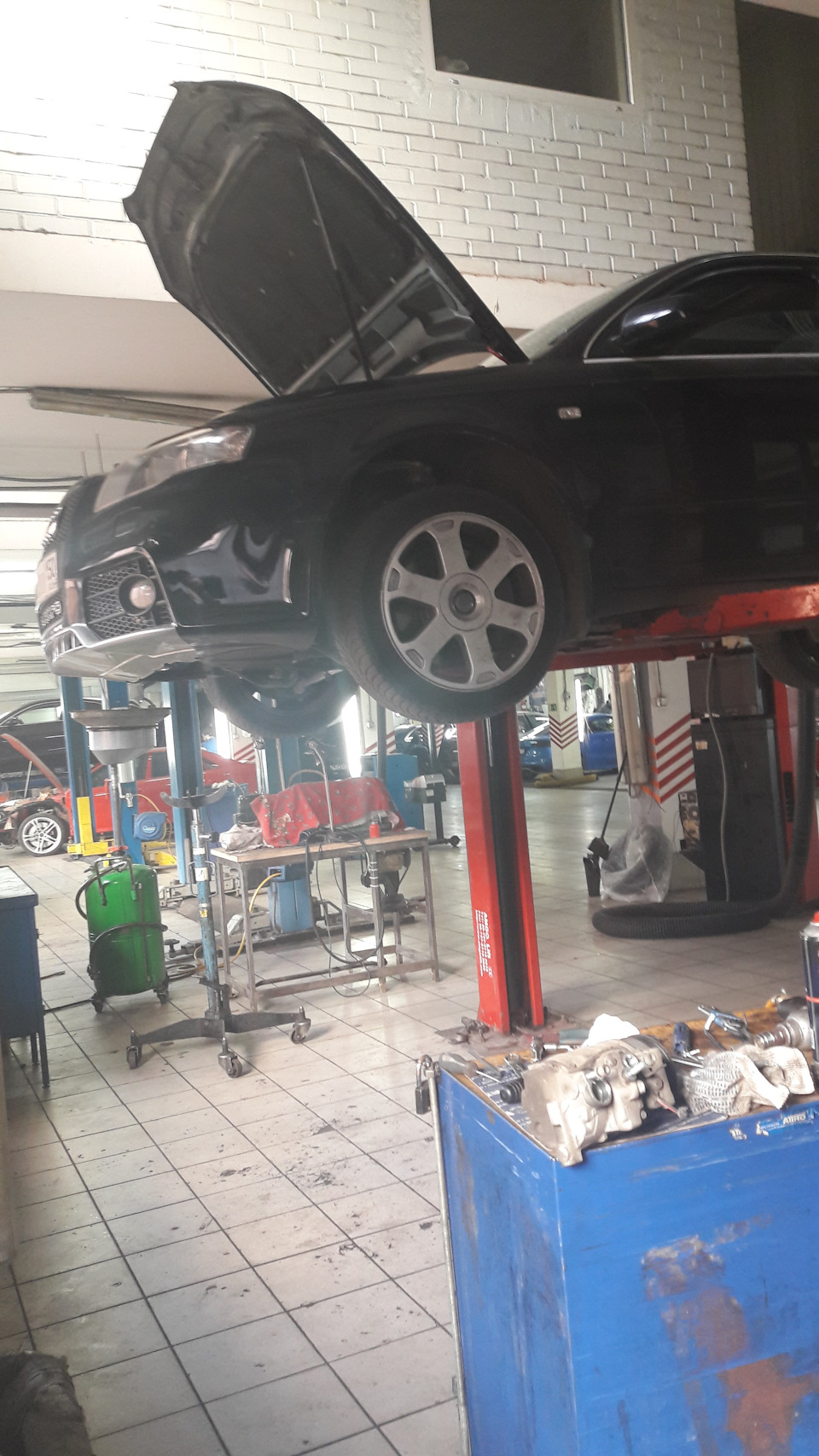 111. 🚗 Замена компрессора кондиционера, заправка фреоном. — Audi A4 (B7 ...