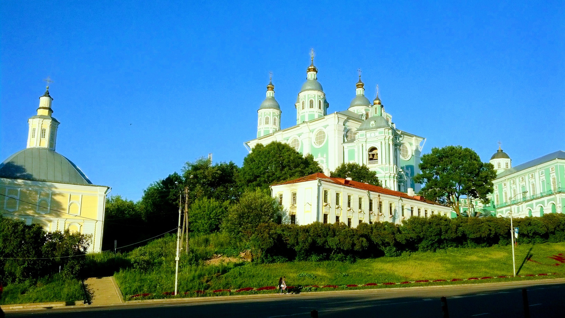 Сколько лет смоленску