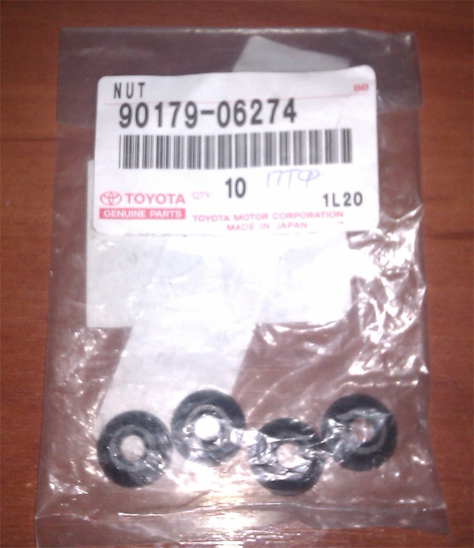 Фото в бортжурнале Toyota Celica (230). Запчасти на фото: 9017906274