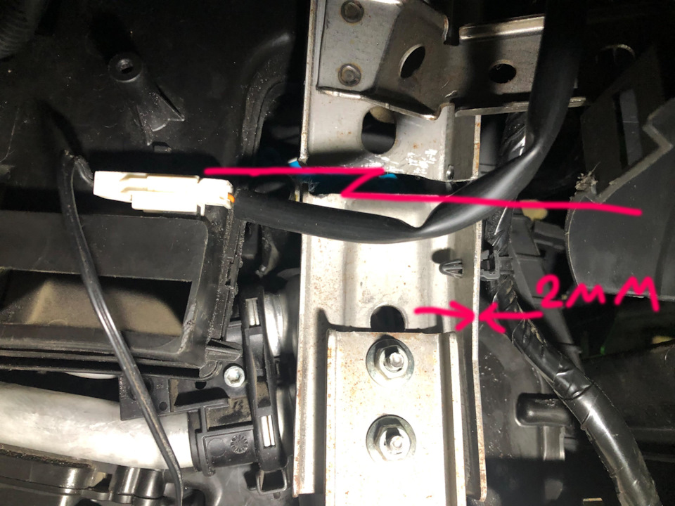 Фото в бортжурнале Nissan Note (1G)