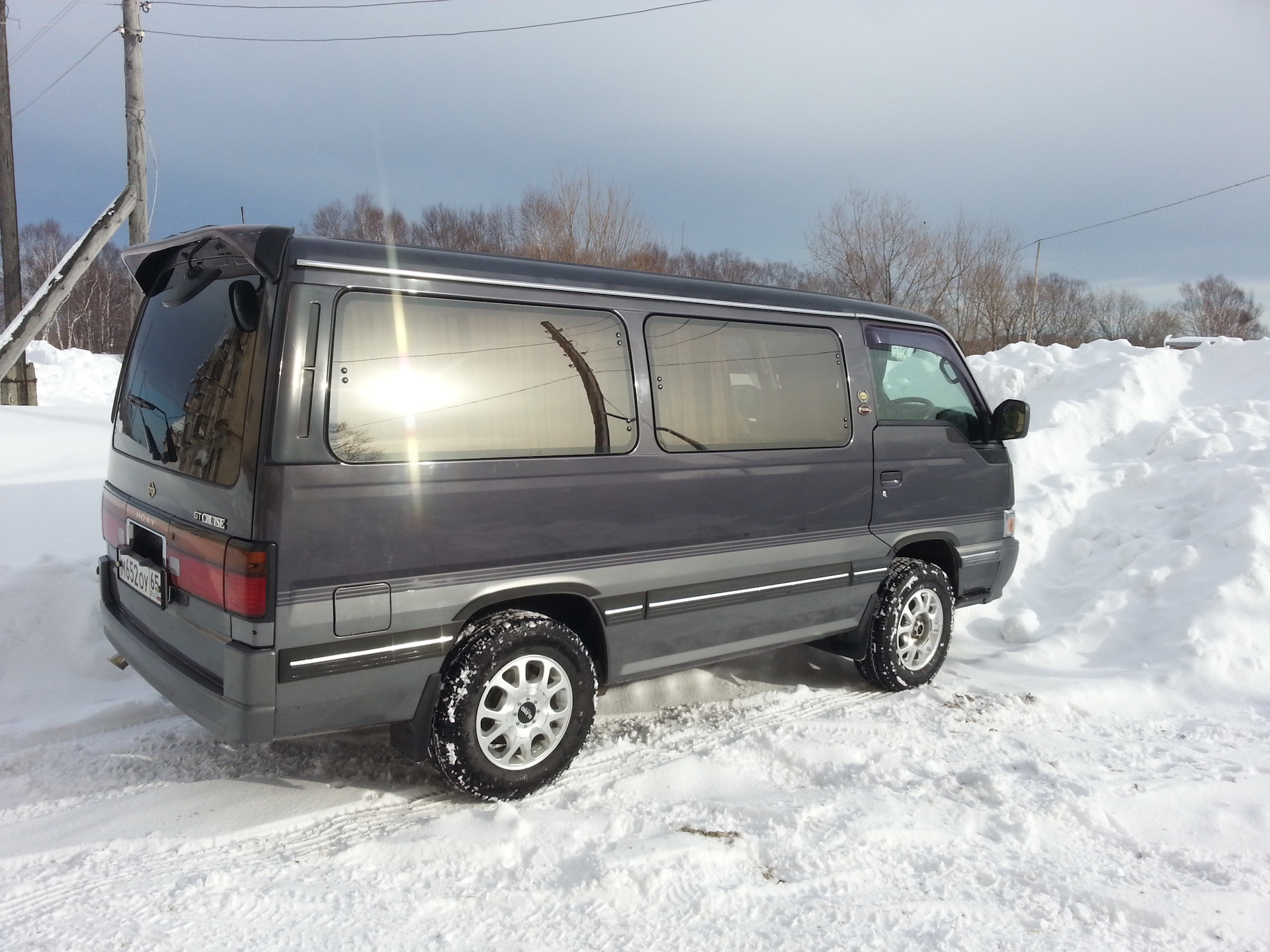 Караван н. Ниссан Караван 2008г. Ниссан Караван 1995 года 2.7. Nissan Caravan 1991. Nissan Caravan 2.7 удлиненный.