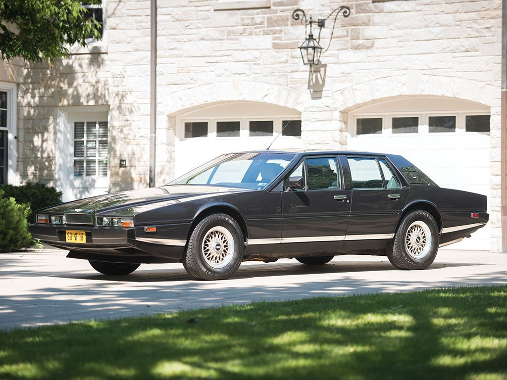 Aston Martin Lagonda 1982