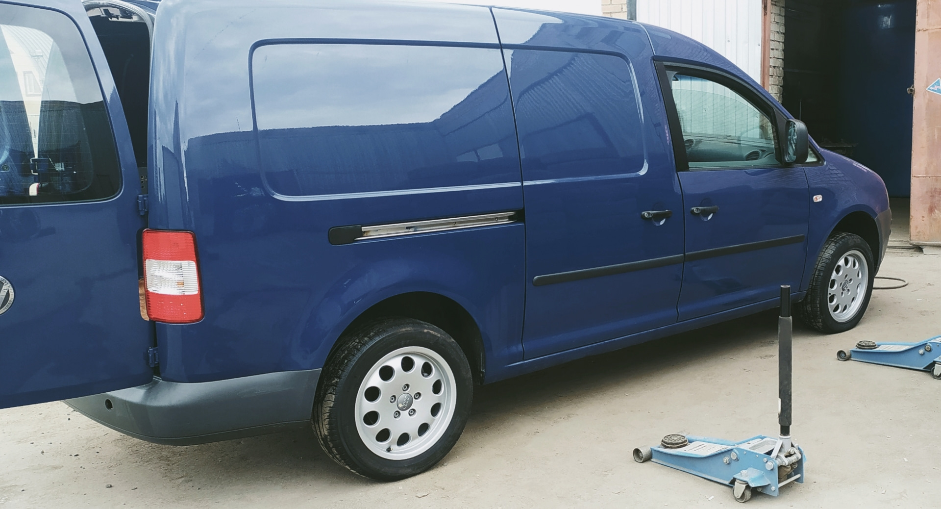 Volkswagen caddy 2009