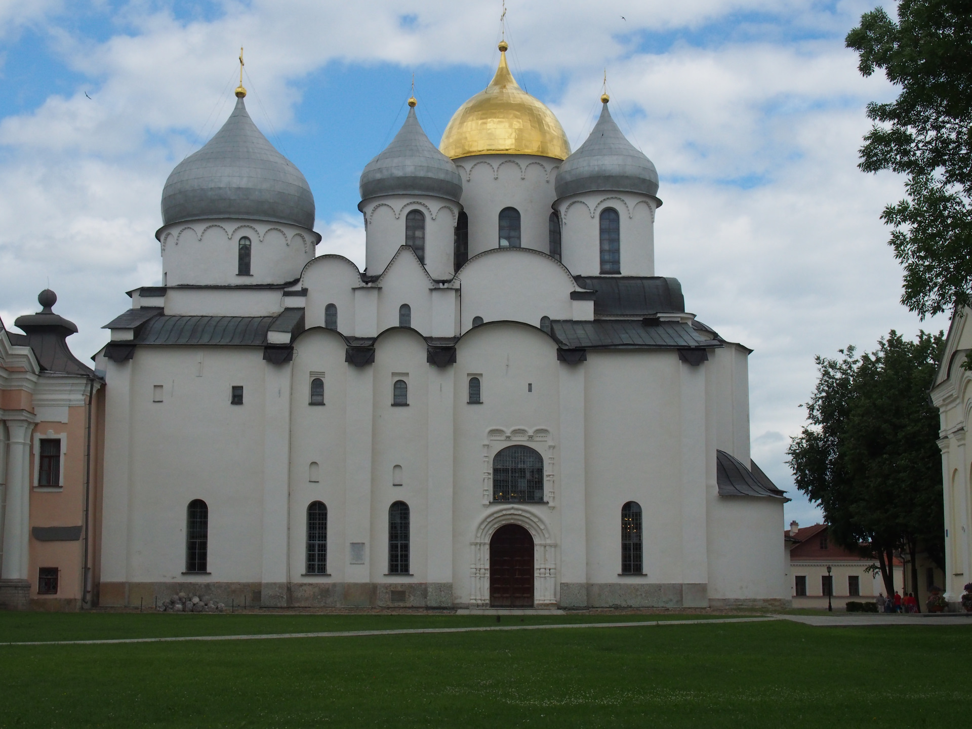 Софийский собор Великий Новгород птица