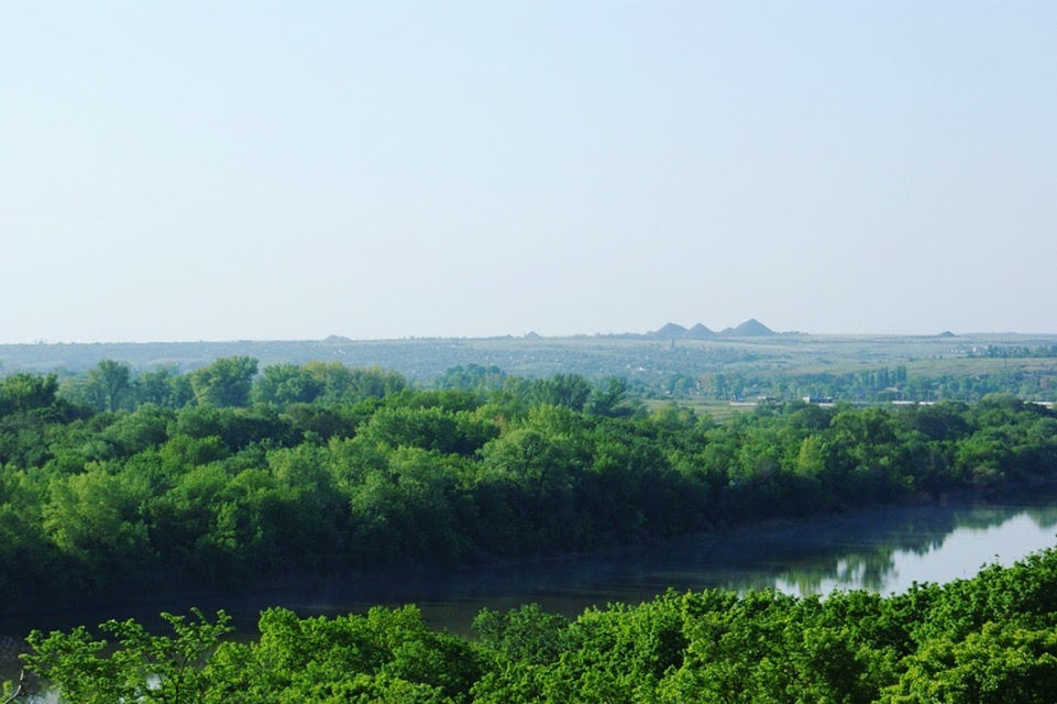 Горе ростов. Северский Донец Синегорка. Ростов горы. Глубокая (приток Северского Донца). Синяя гора Ростовская область.