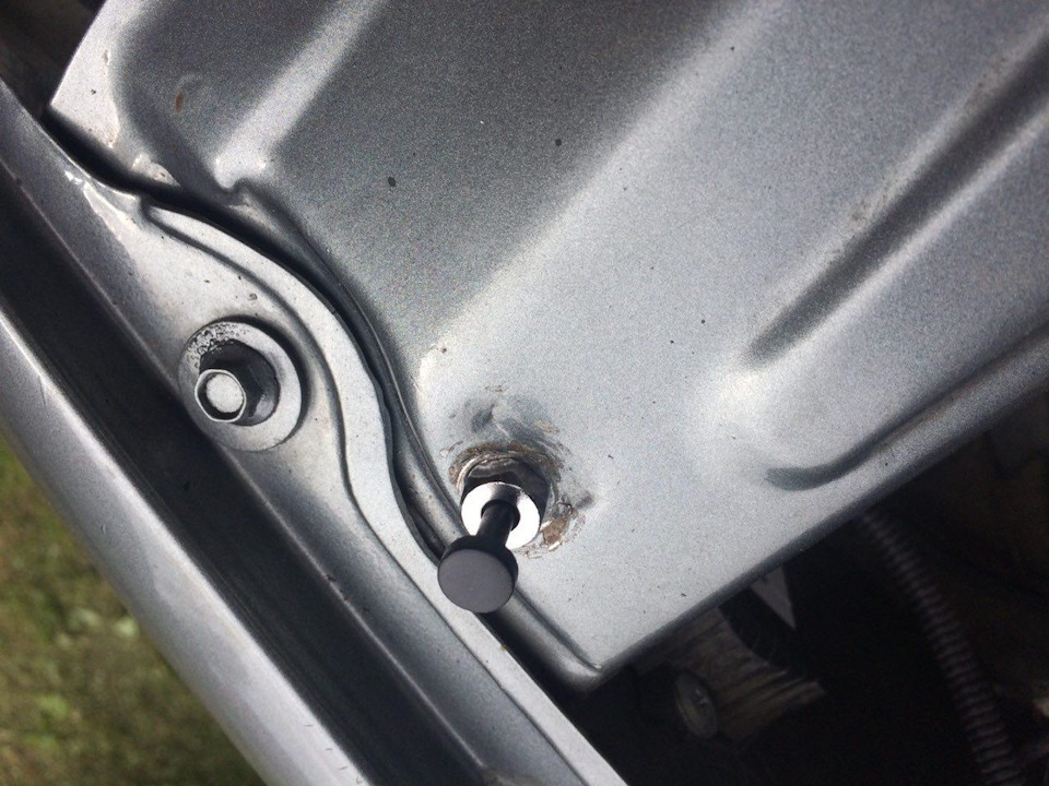 Плановая проверка работы сигнализации… Замена концевика капота… — Lada ...