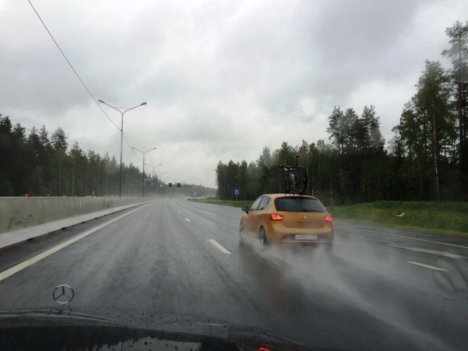 присоски на крышу автомобиля. Смотреть фото присоски на крышу автомобиля. Смотреть картинку присоски на крышу автомобиля. Картинка про присоски на крышу автомобиля. Фото присоски на крышу автомобиля