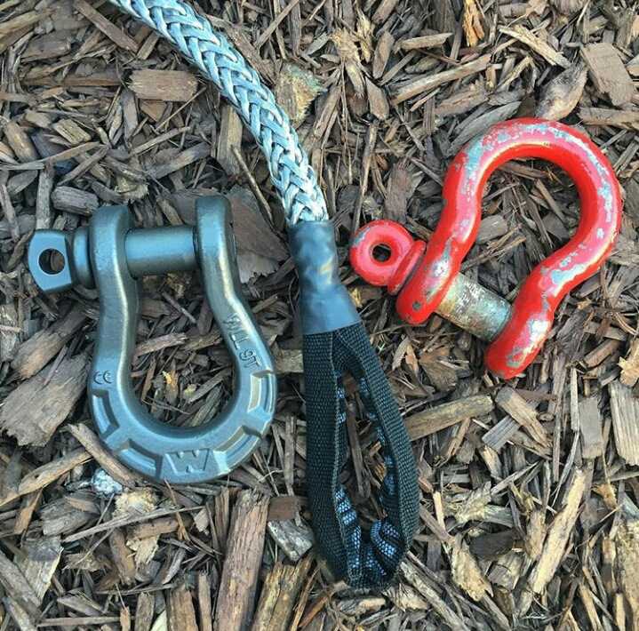 Shackle shot
