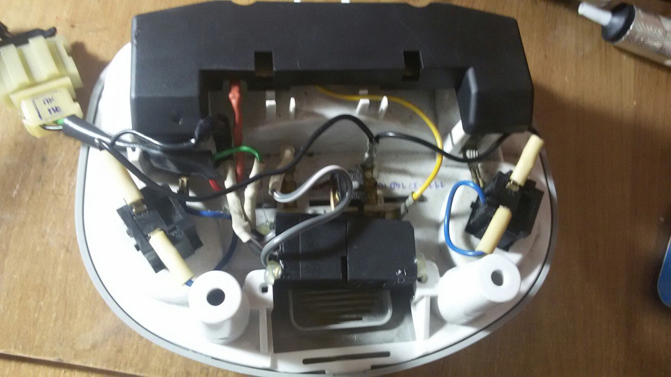 Плафон освещения салона Калина. Версия 2. — Lada Гранта, 1,6 л, 2012 ...