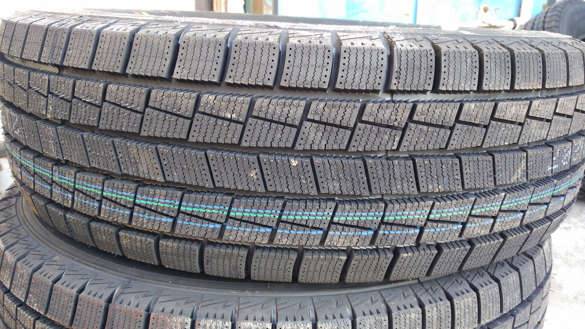 Goform foman. Goform (foman) w-705. Foman w705. 185r14 foman w705. Goform w705.