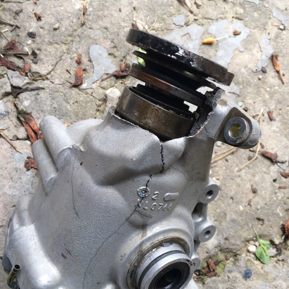 Когда стучит передний кардан а ты делаешь вид что не замечаешь :D ...