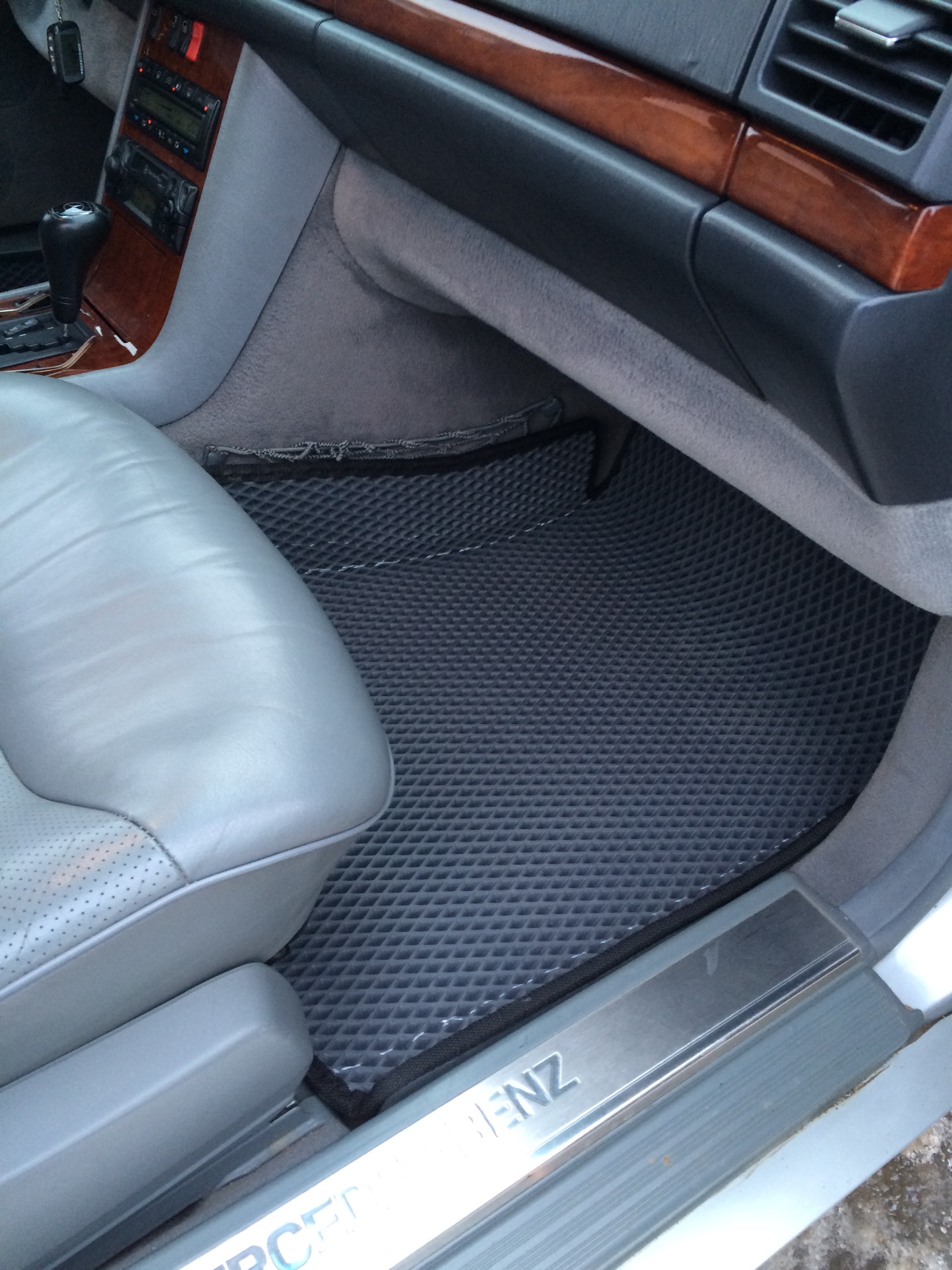 Полики для кабана. — Mercedes-Benz S-Class (W140), 3,2 л, 1998 года ...