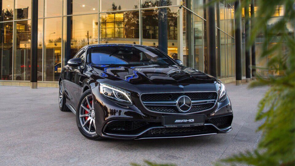 Mercedes s63 Coupe черный