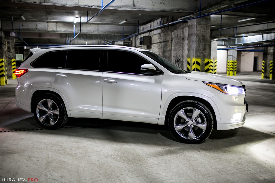 Toyota Highlander оффроуд