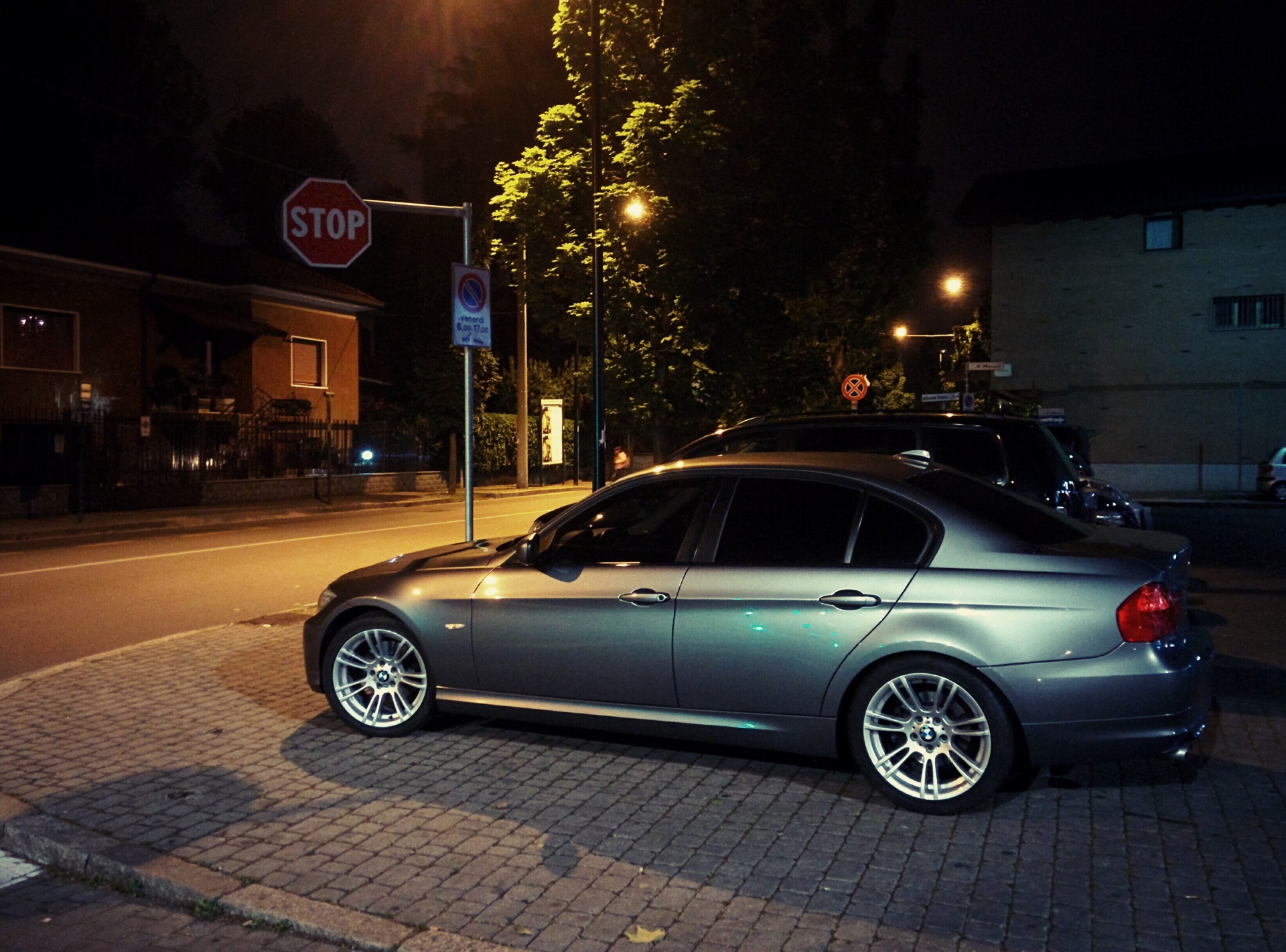 BMW e90 r18