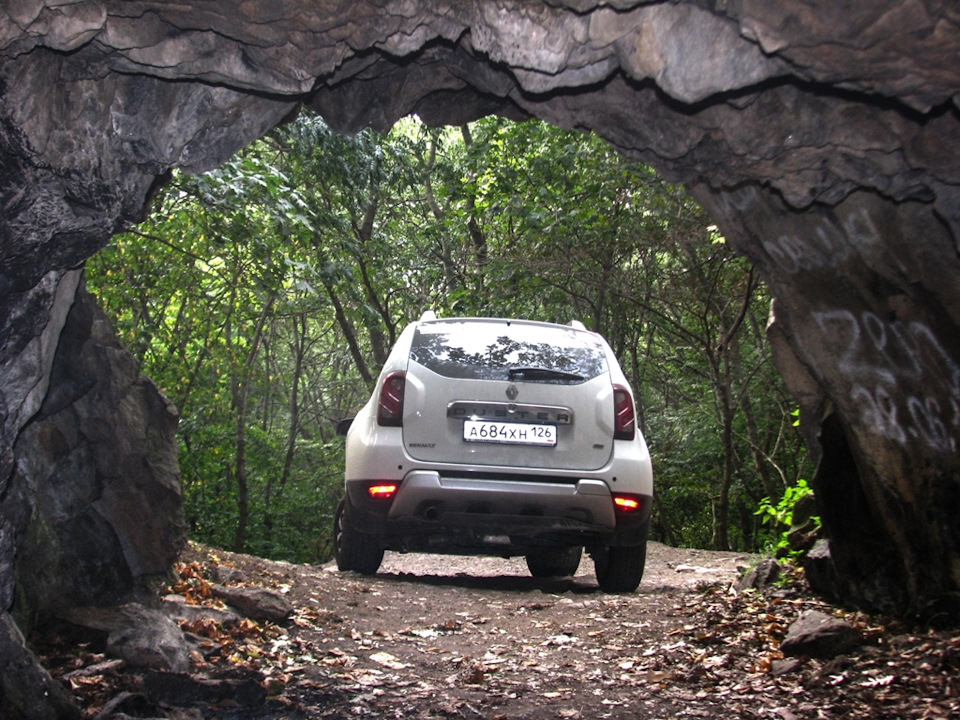 10. Вид из пещеры — Renault Duster (1G)
