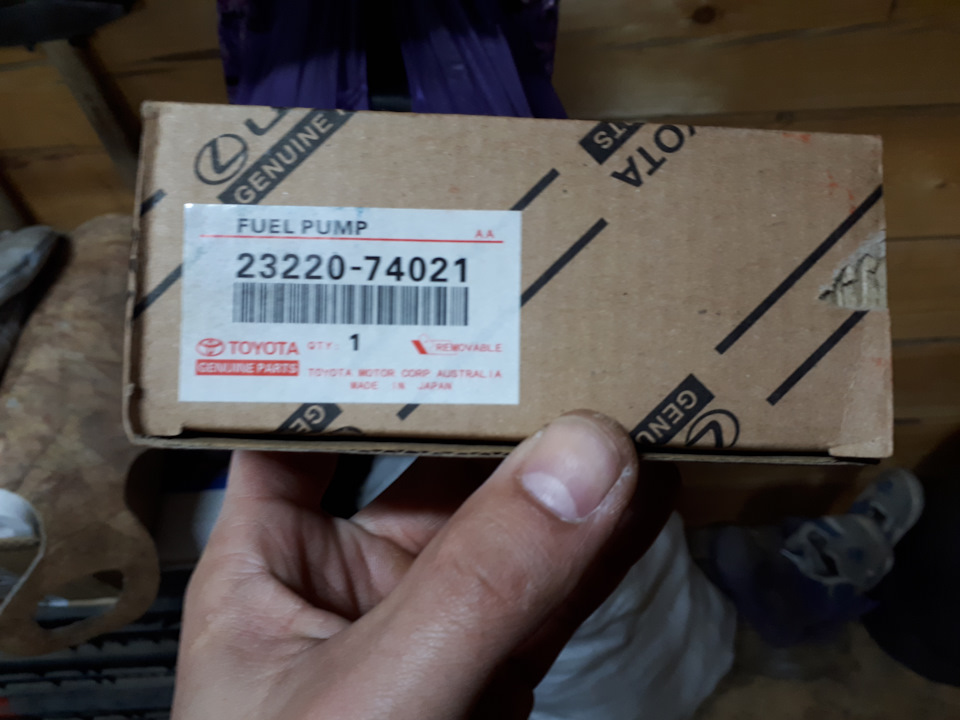 Новый насос DENSO — Toyota Caldina (210). Запчасти на фото: 2322074021