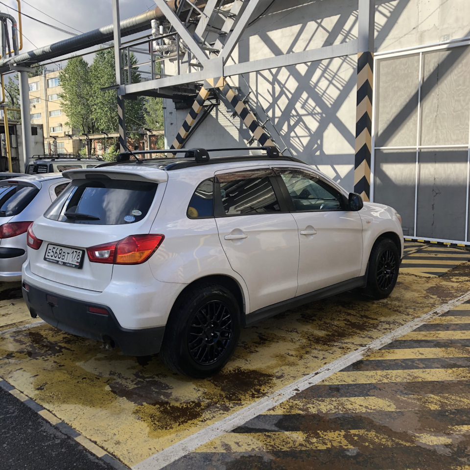 Крутятся диски. EVO VII — Mitsubishi ASX, 1,8 л, 2010 года | стайлинг ...