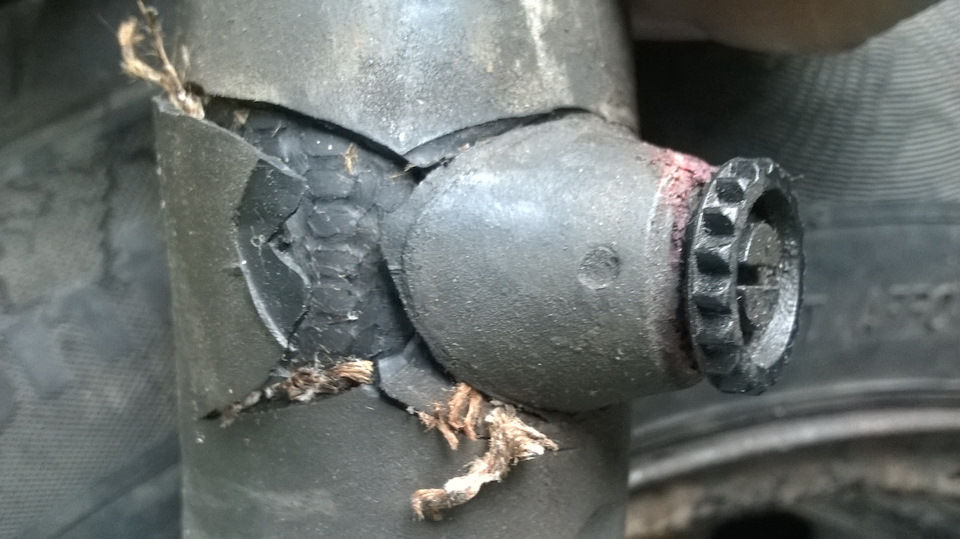 Лопнул шланг охлаждающей жидкости — Citroen C5 (1G), 2 л, 2003 года ...