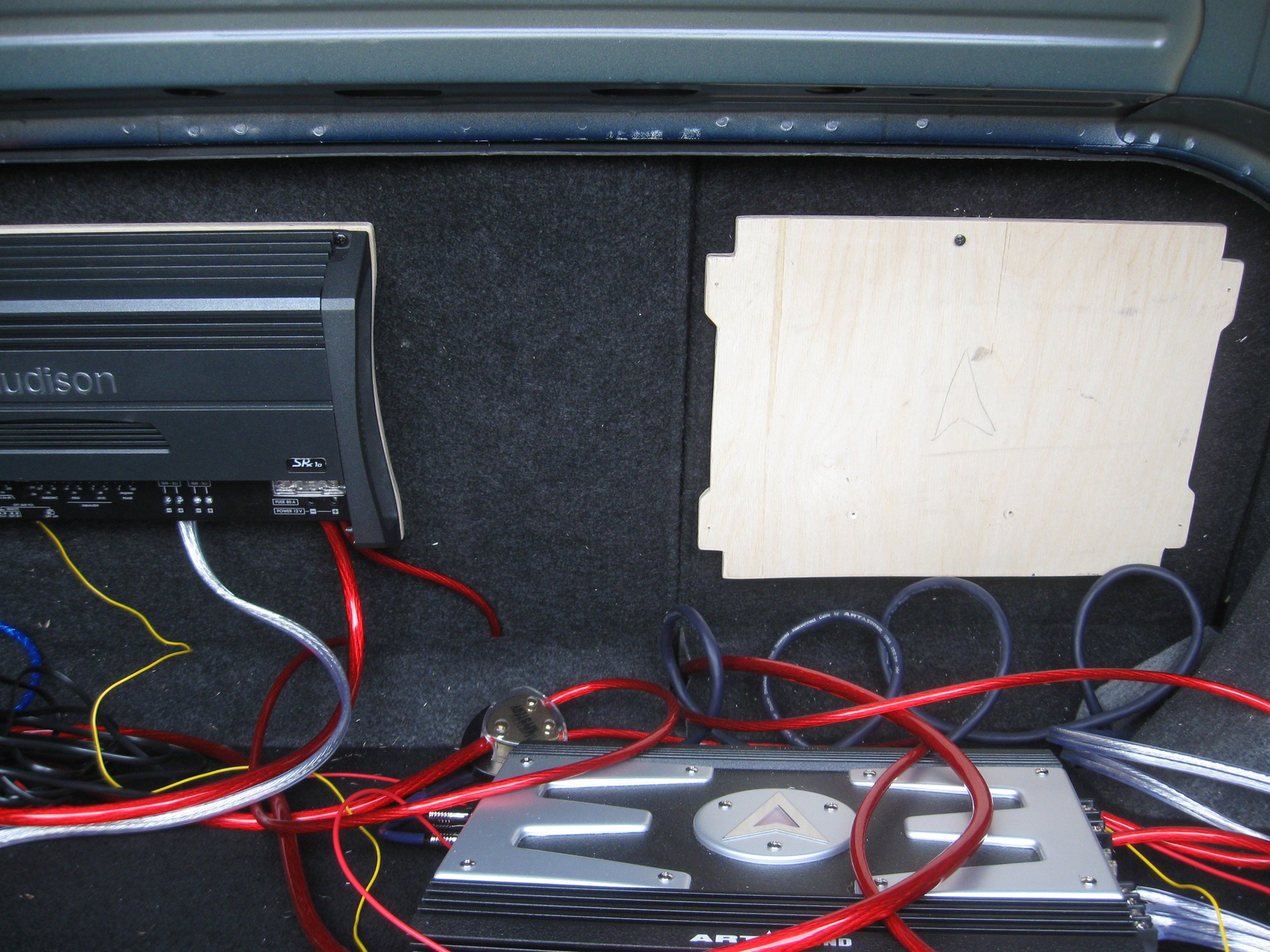 Changing the speaker system in a car - Toyota Corolla 16 liter 2005