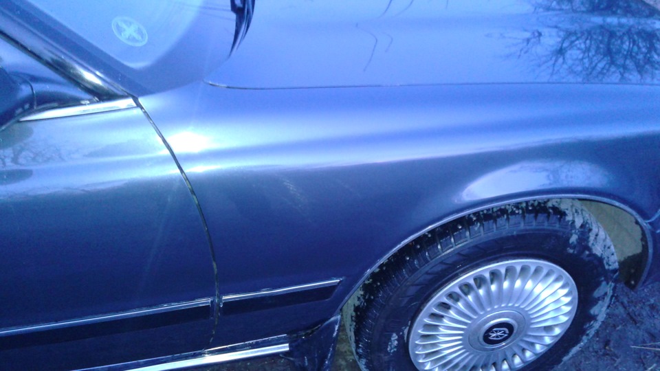 Рихтовка и покраска переднего правого крыла — Toyota Mark II (80), 2 л ...