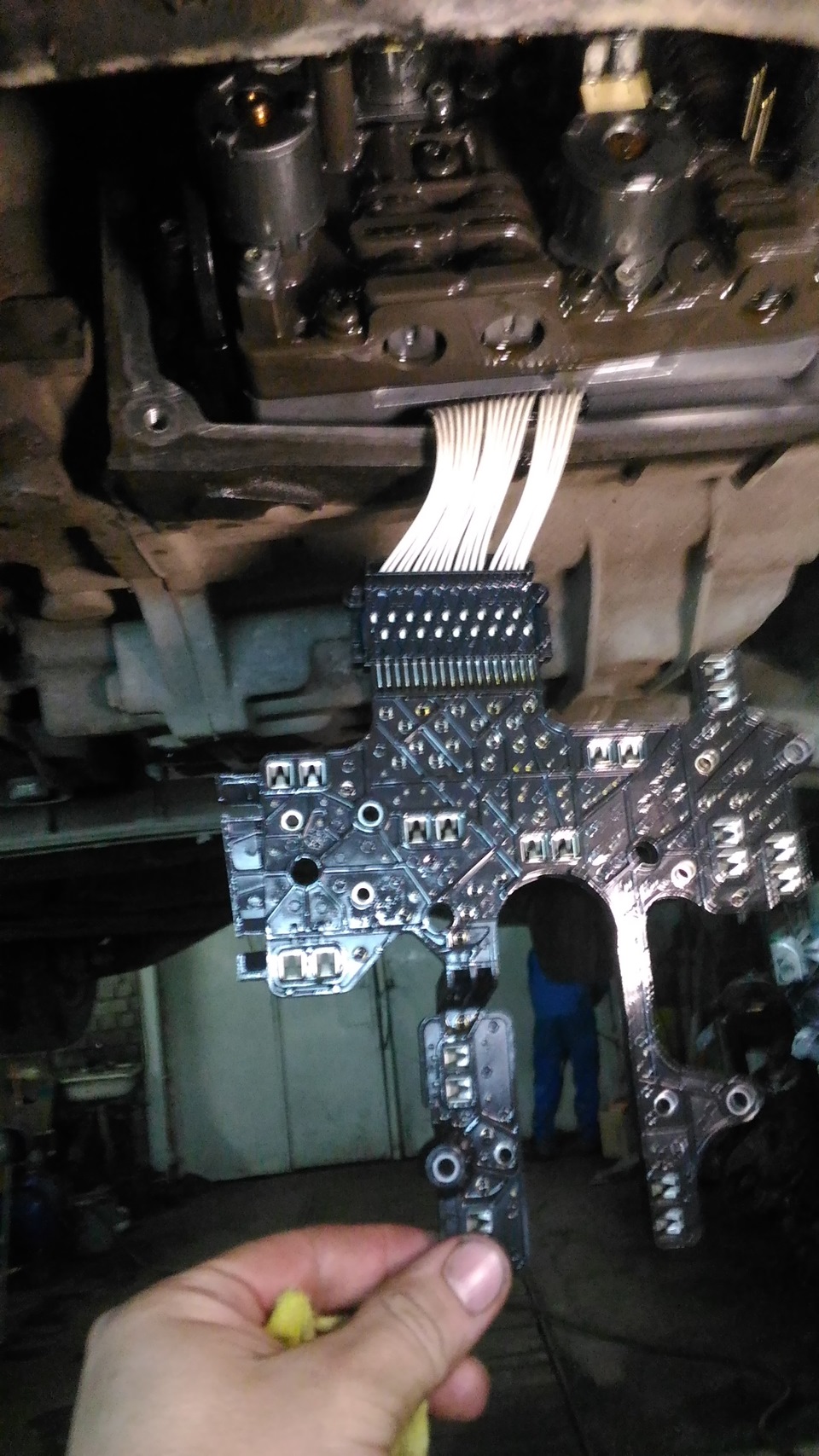 плата — Volkswagen Passat Variant (B6)