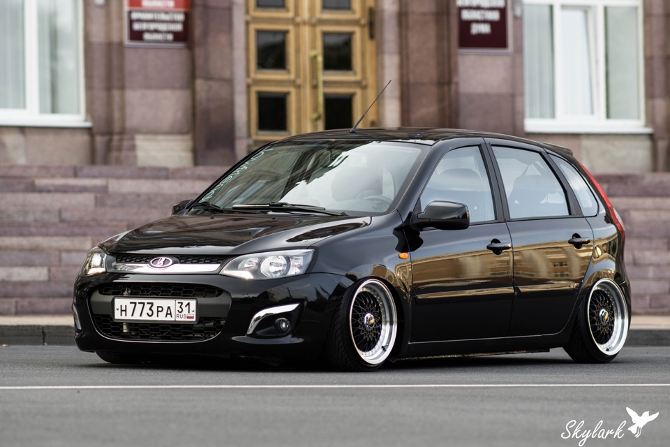 Lada Granta Sport stance