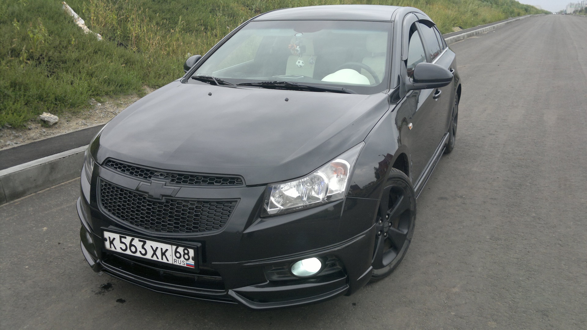 Chevrolet Cruze чёрный матовый цвет