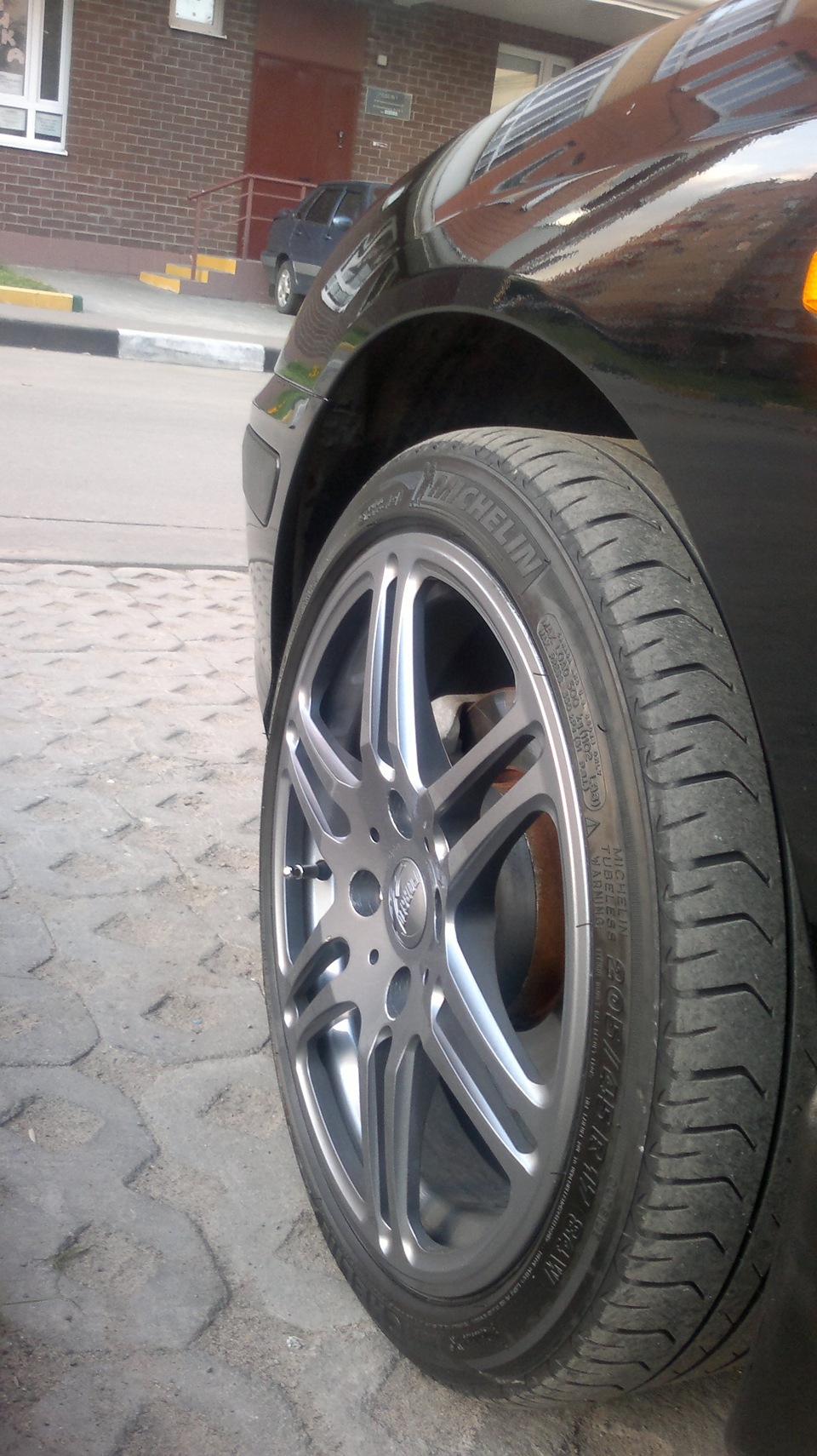 Отделка карбоном, заказ и эксклюзивная покраска кованных дисков ...