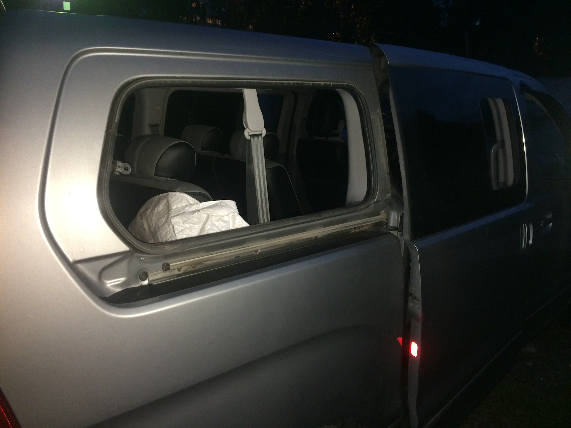 сдвижная дверь хендай