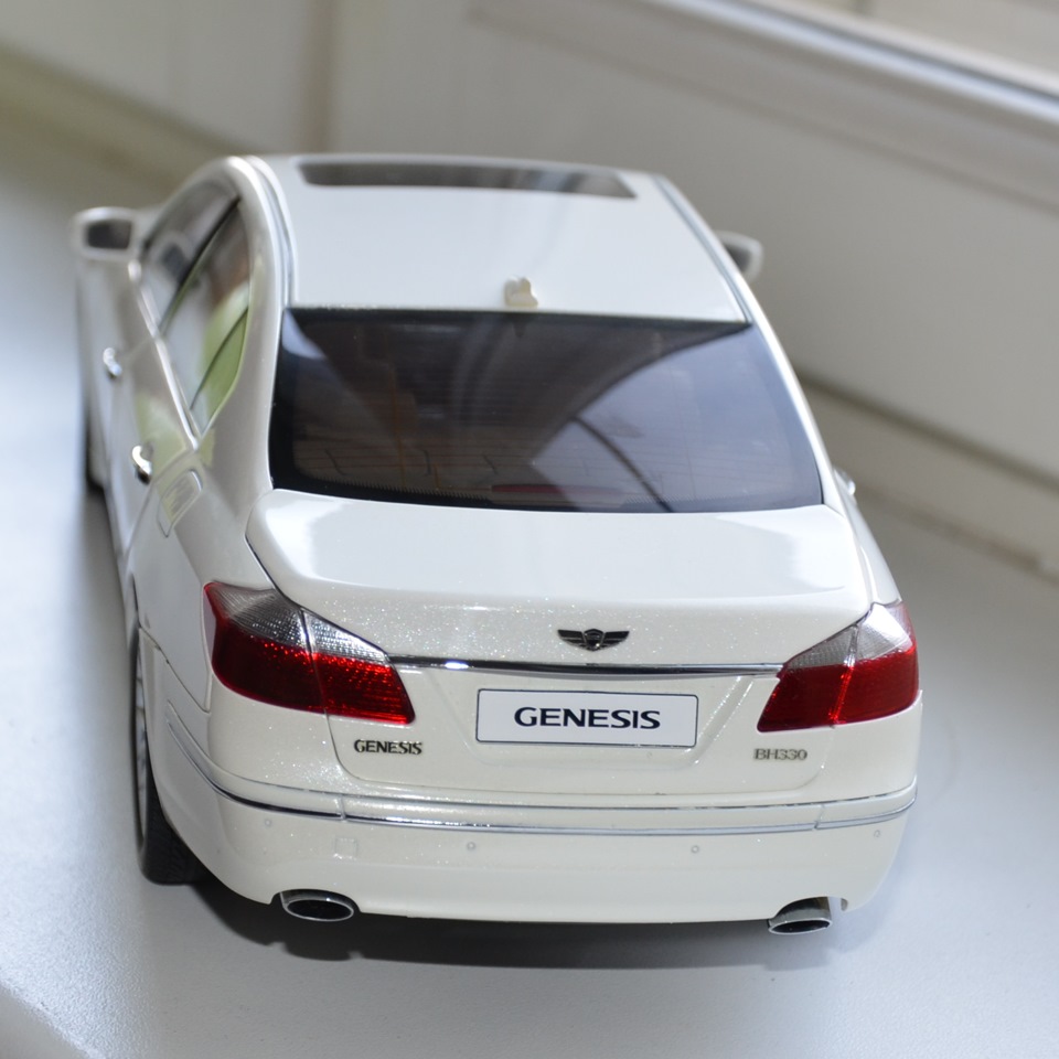 Hyundai Genesis 1/18 — Сообщество «Масштабные Модели» на DRIVE2