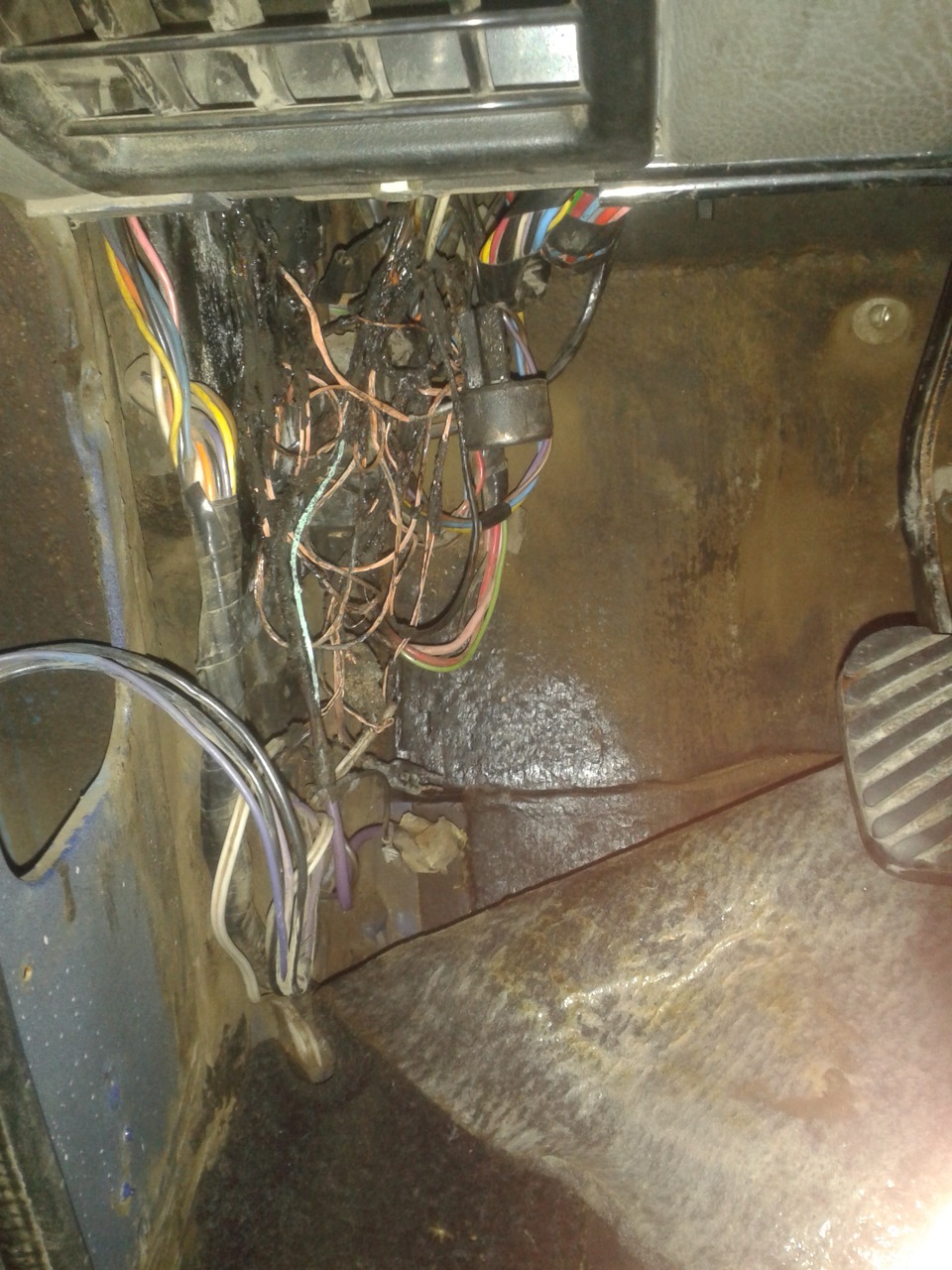 Сгорела проводка — ГАЗ 3110, 2,4 л, 1998 года | поломка | DRIVE2